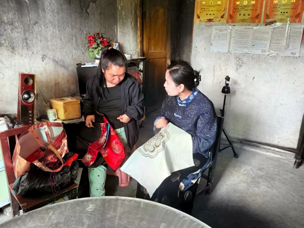 张义苹代表：匠心传承非遗技艺 履职绘就共富画卷
