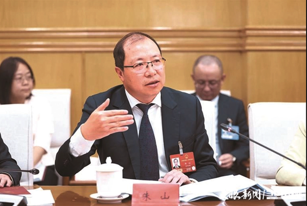 全国人大代表朱山：法治护航企业行稳致远