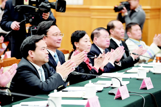 贵州代表团气氛活跃。　