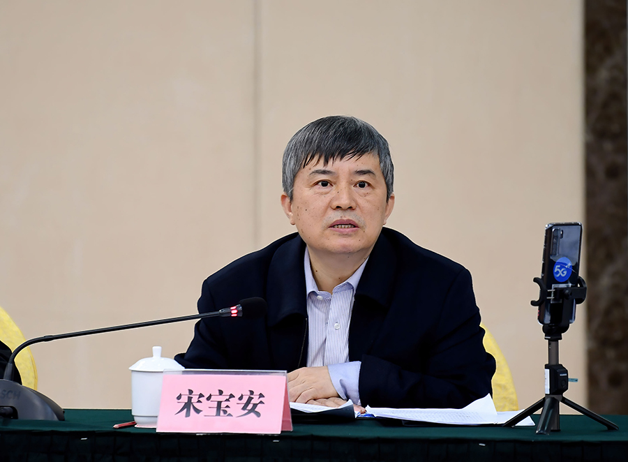 宋宝安代表：真正体现了把群众的利益放在首位