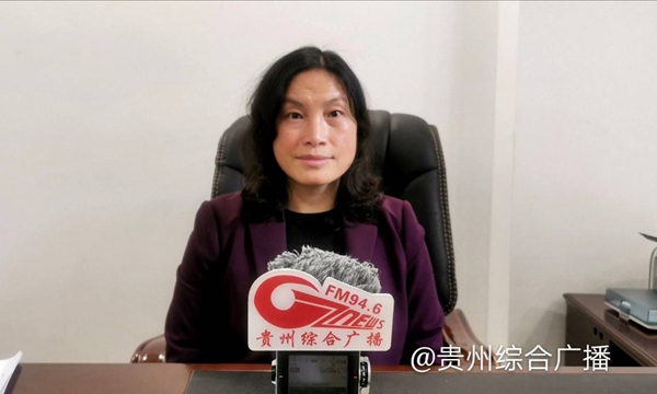 曾丽代表：以教育为“抓手”，我的脚步一直“停留”在少数民族村村寨寨……