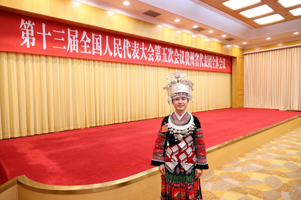 杨昌芹代表：给非遗技艺贴上品牌标签，让其开拓市场带动百姓增收