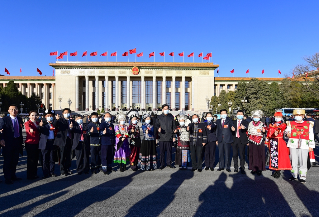 十三届全国人大五次会议3月5日上午在京开幕，贵州69人出席