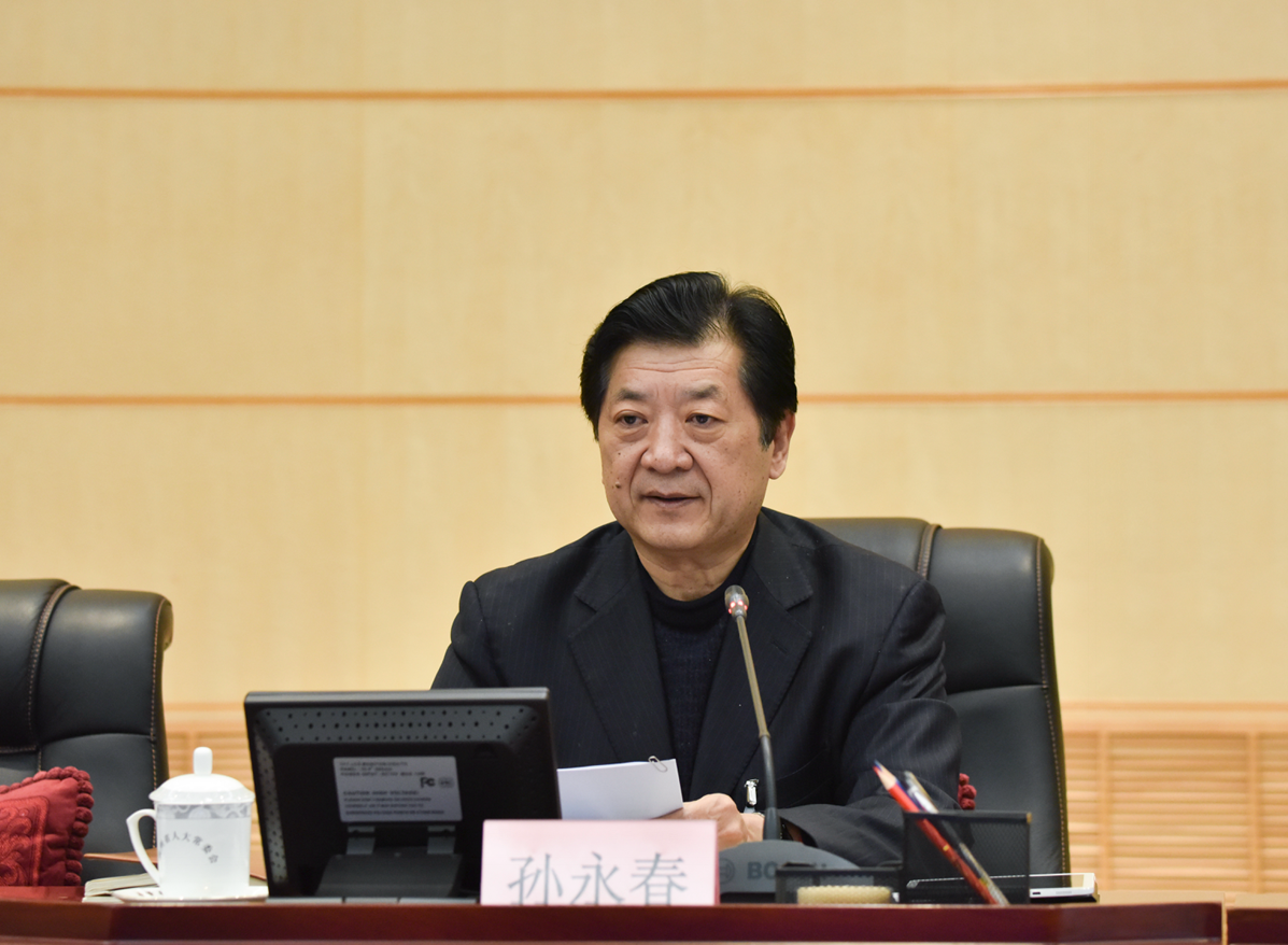 省委常委、省委组织部部长、省人大常委会党组书记、副主任孙永春主持省十二届人大常委会第二十七次会议