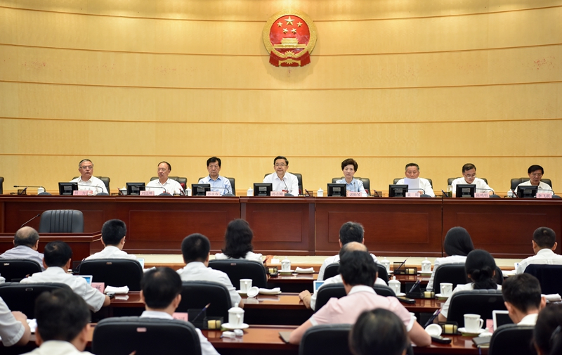 省十三届人大常委会第四次会议