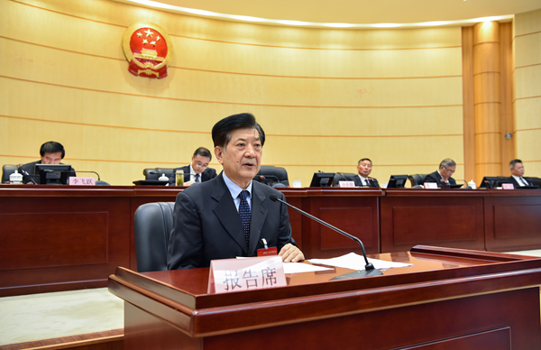 省人大常委会党组书记、副主任孙永春作关于检查《中华人民共和国城乡规划法》《贵州省城乡规划条例》实施情况的报告