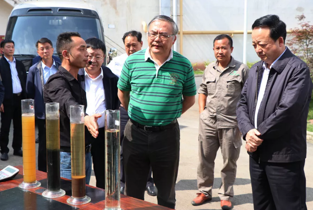 坚决打好污染防治攻坚战！何力率执法检查组赴遵义开展执法检查
