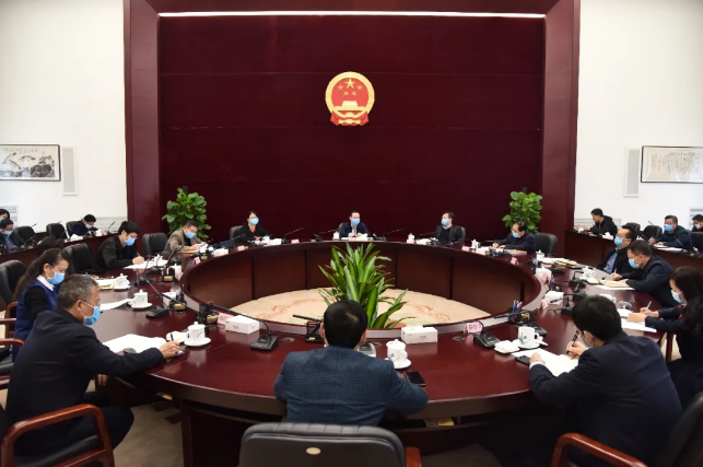 省人大常委会机关党组（扩大）会议召开