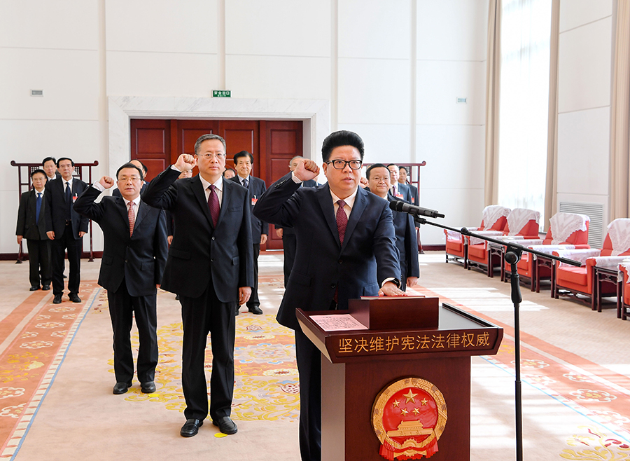 省人大常委会决定任命吴胜华、李睿为贵州省人民政府副省长
