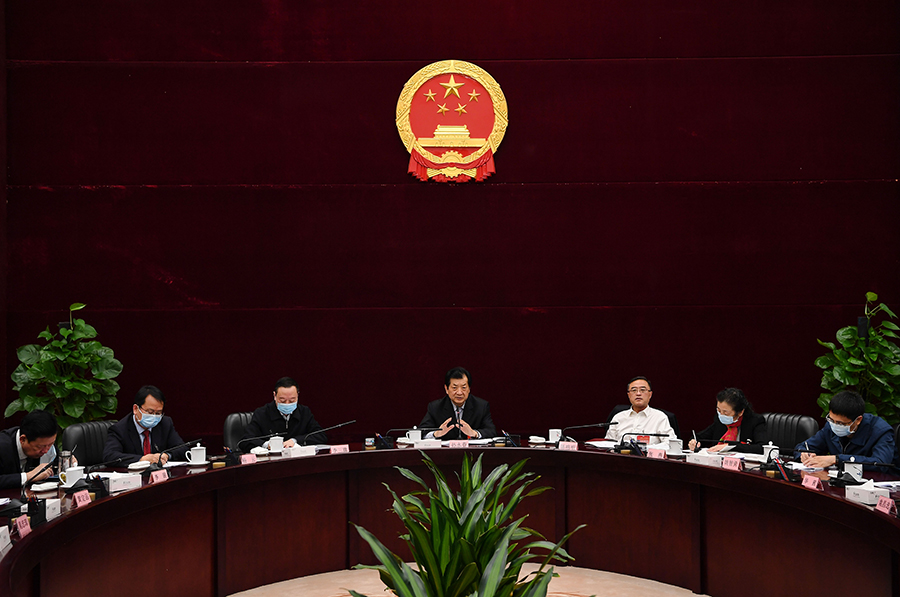 列席省十三届人大常委会第二十二次会议人大代表座谈会在贵阳召开