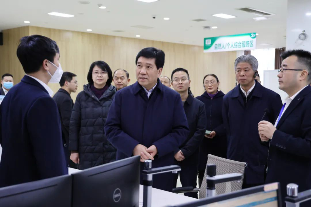 王忠率队赴遵义市开展优化营商环境工作调研