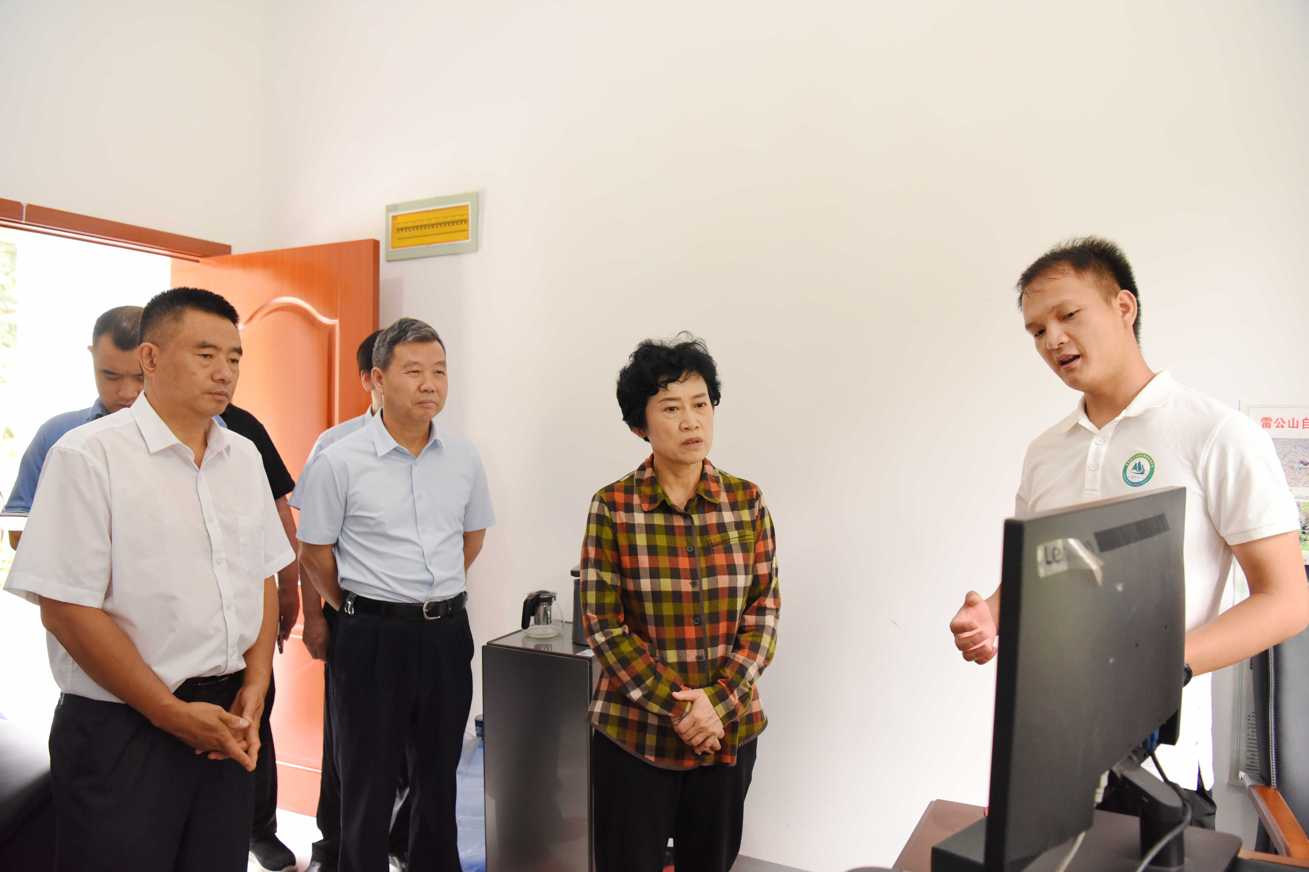 杨永英赴黔东南州调研并宣讲党的二十届三中全会精神