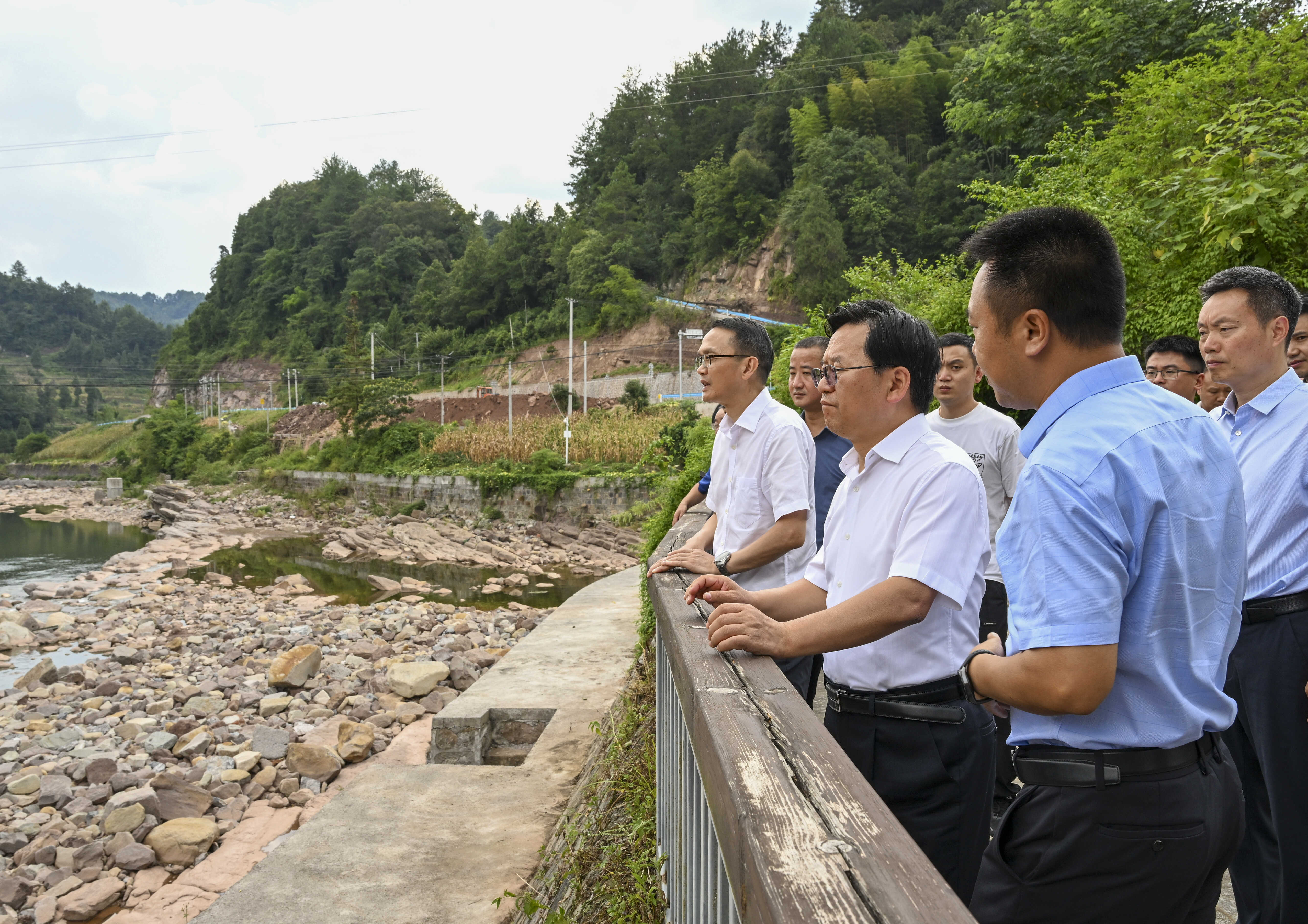 李豫贵赴习水县开展“保护母亲河 河长大巡河”活动