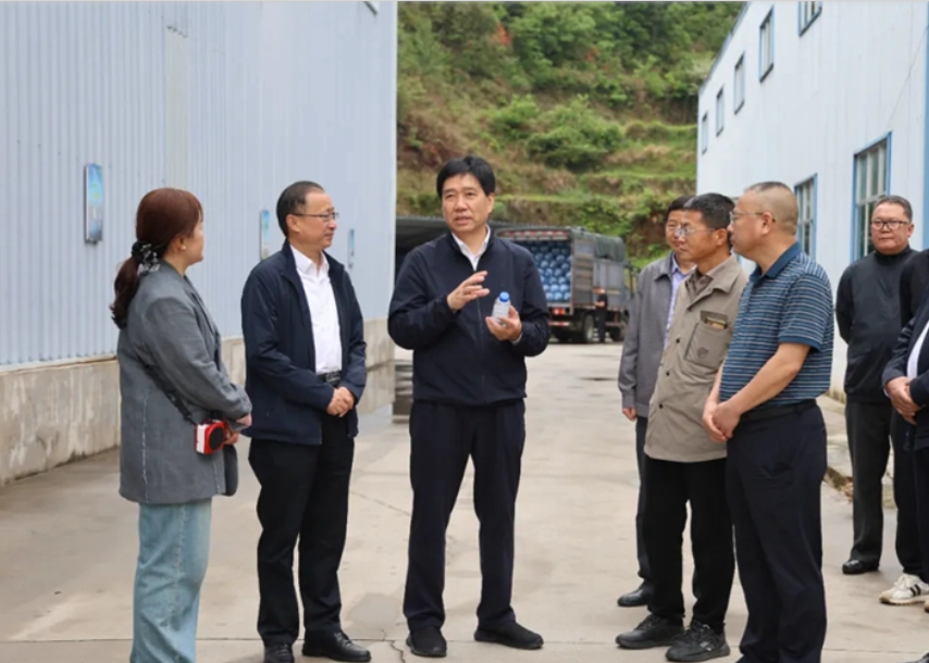 王忠赴黔东南州开展环境保护“一法一条例”执法检查
