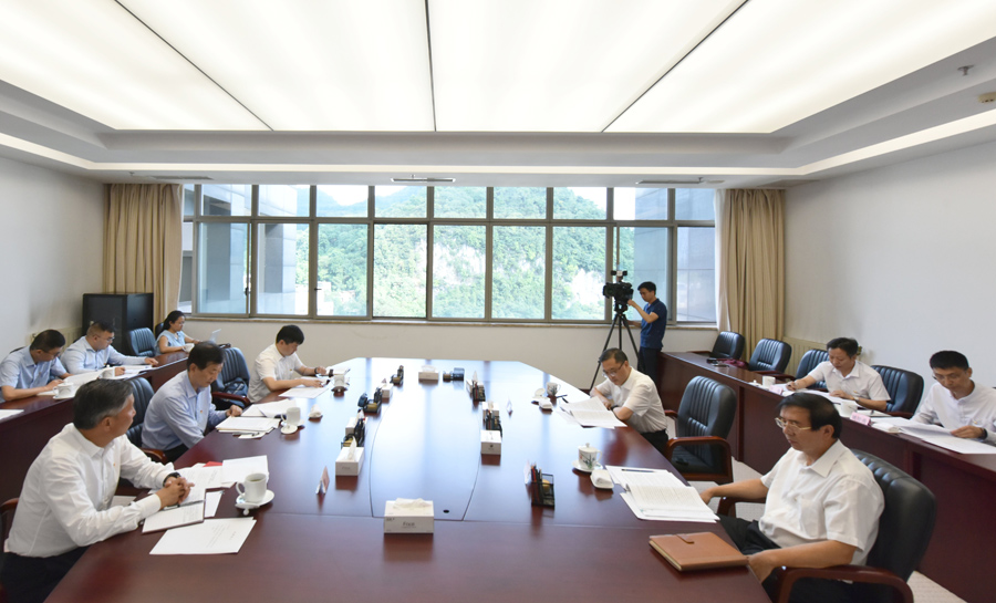 省人大常委会党组召开“不忘初心、牢记使命”专题民主生活会